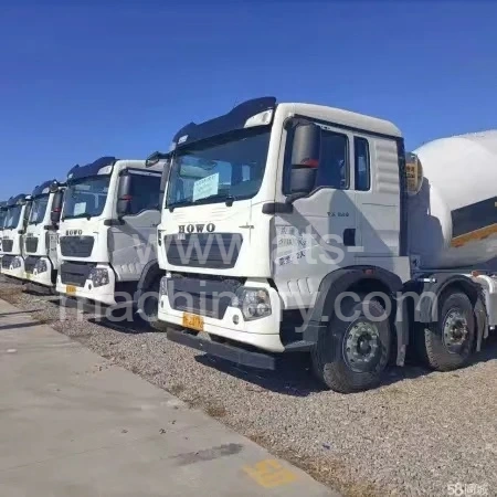 Camion malaxeur à ciment d'occasion, marque chinoise