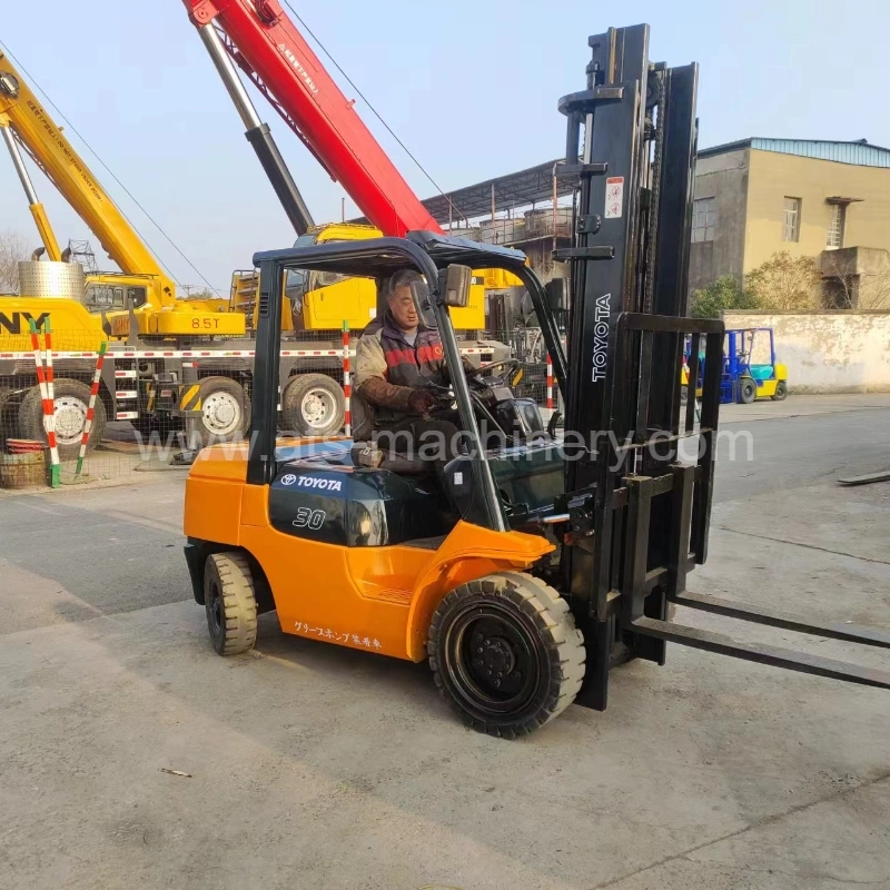 used toyota 7FDN30 forklift