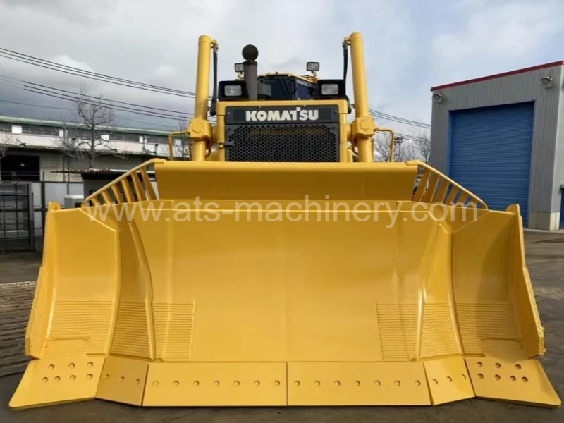 Le Japon a utilisé la machine de bulldozer Komatsu D155AX-7