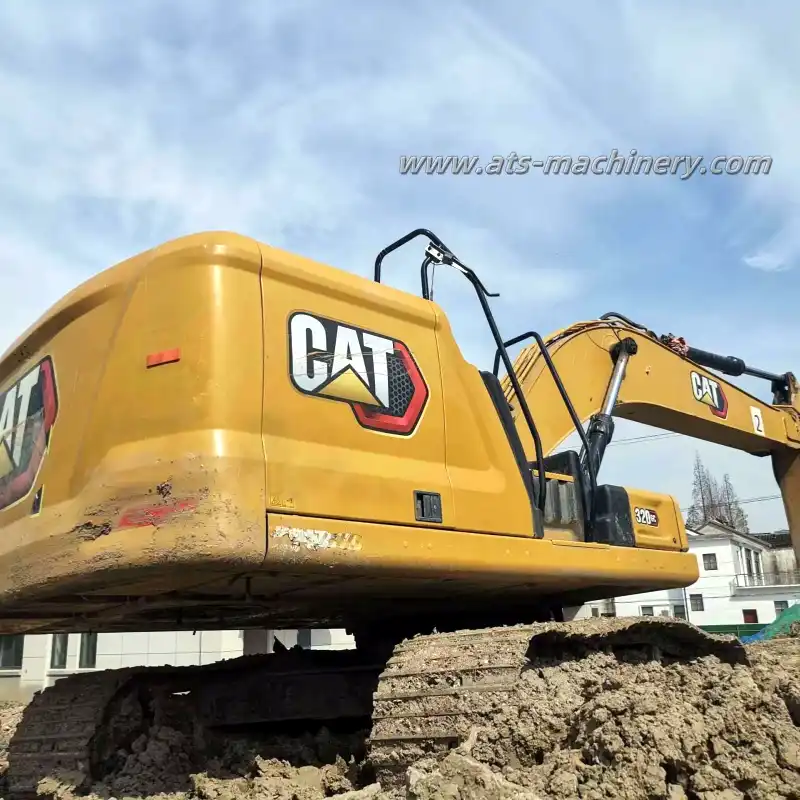 ماكينة البناء CAT 320GC سعة 20 طن