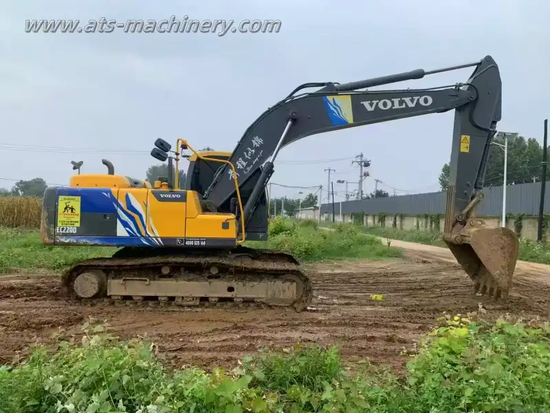 Excavadora usada VOLVO 220