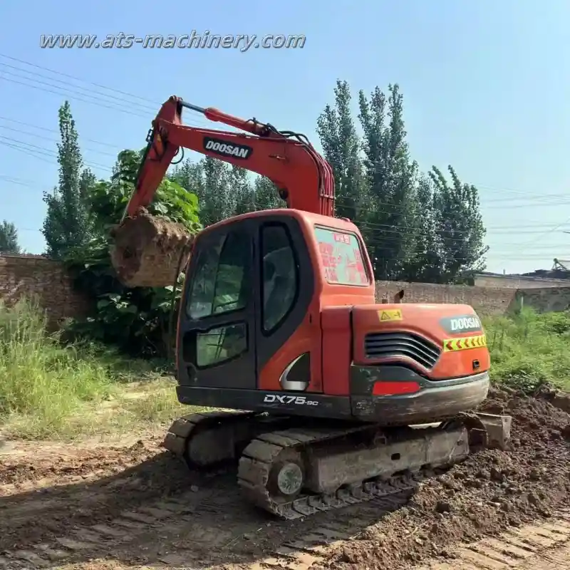 Excavadora Doosan DX75-9 usada de alto rendimiento