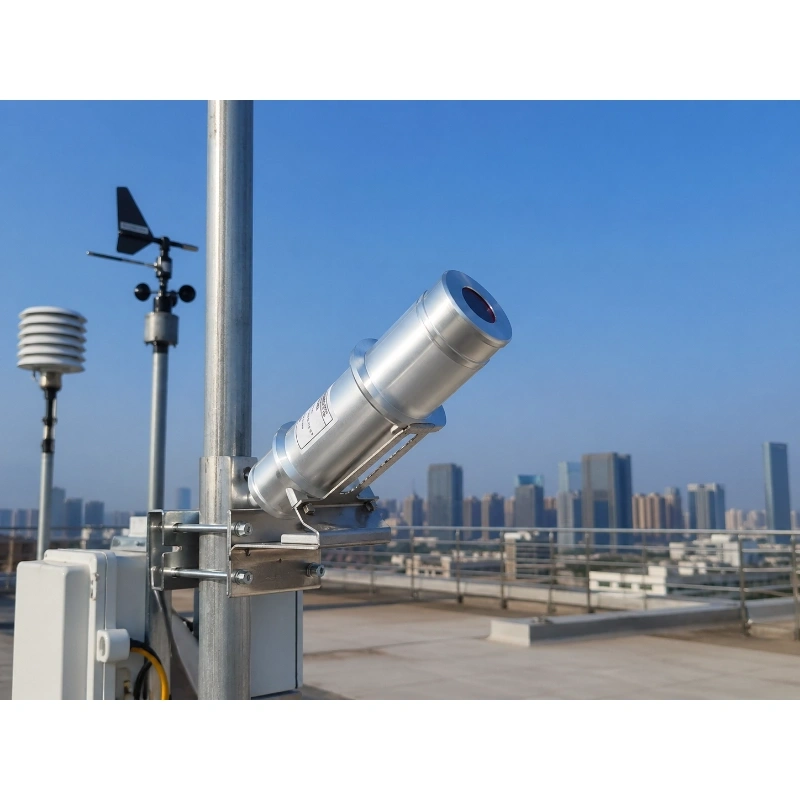 Direct solar radiation sensor for photovoltaic monitoring
