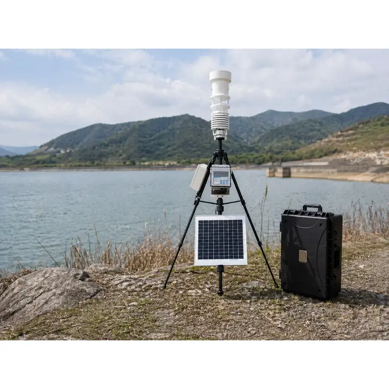 portable environmental monitoring station for outdoor use