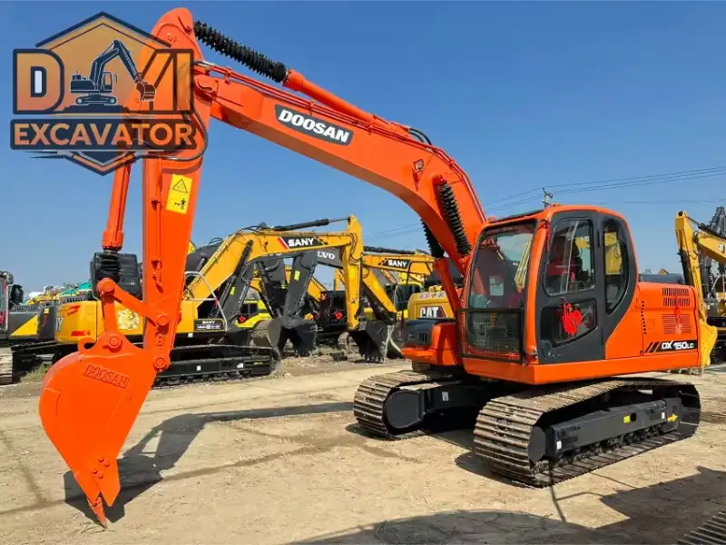 Pelle mécanique moyenne Doosan DX150LC d'occasion - 2 fournisseurs