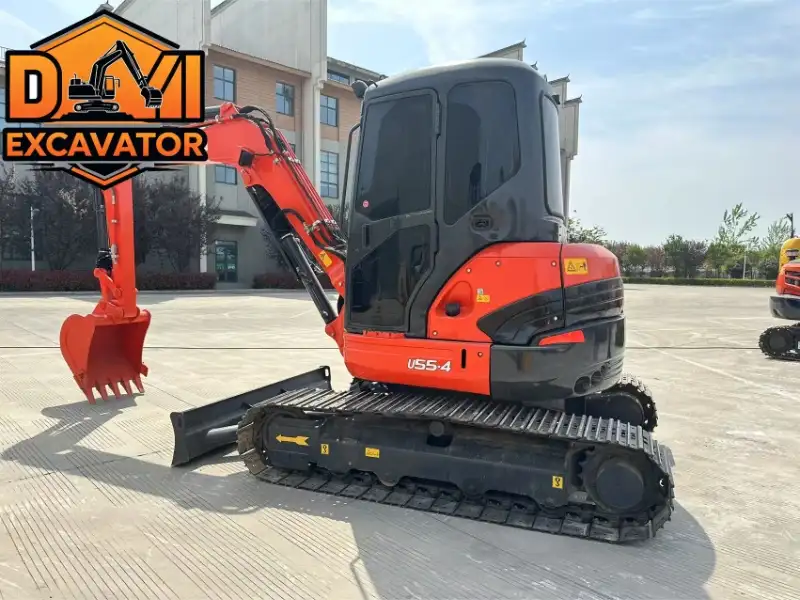 Low price used Kubota U55-4 compact excavator factory