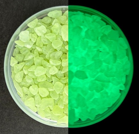 glow in the dark glass pebbles Manufacturer