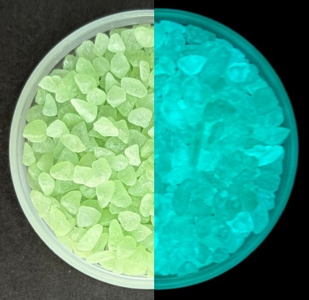 glow in the dark glass rocks Manufacturer