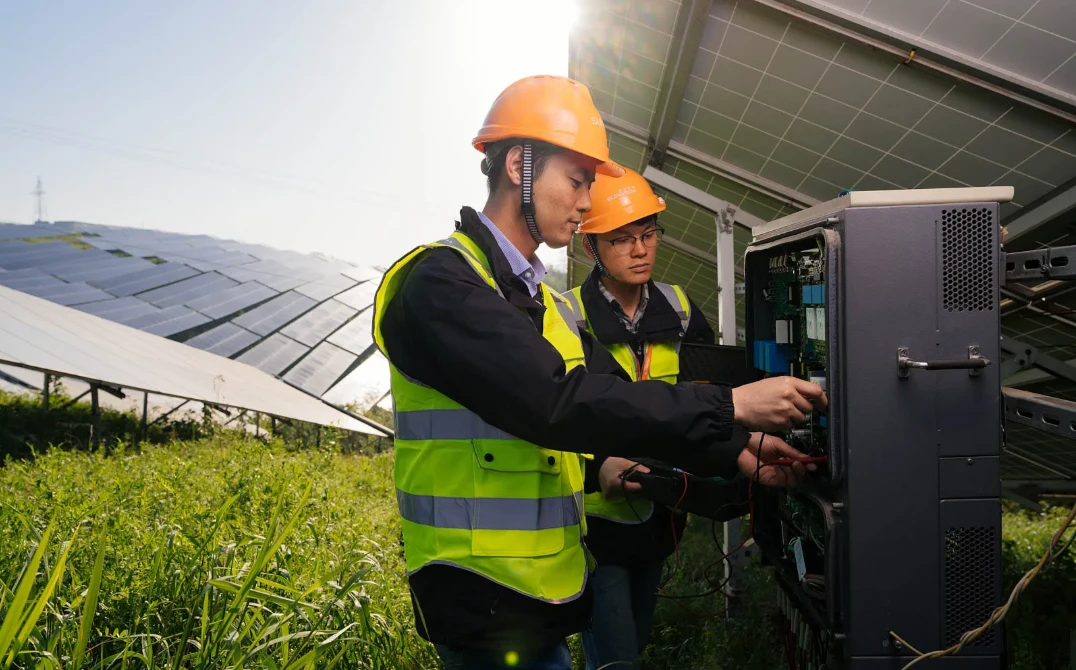 Customized 50kw Outdoor Cabinet With 129kwh Bess