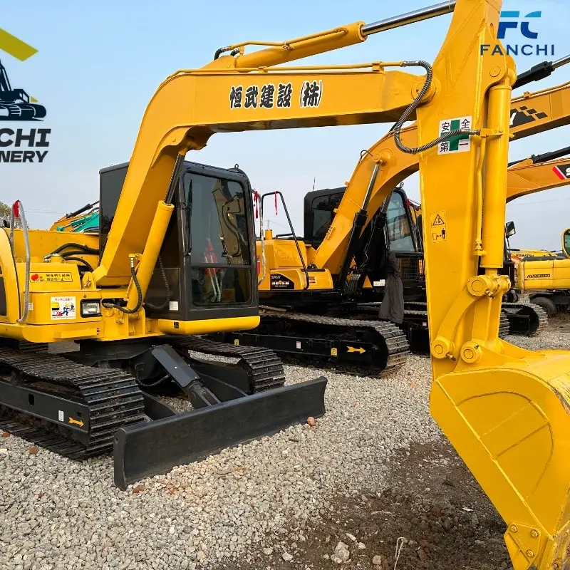 Hot Sale Used Komatsu 70-8 Midi Crawler Excavator Machine