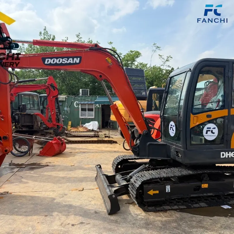 Used Doosan DH60 Small Crawler Construction Machine In Good Condition For Sale