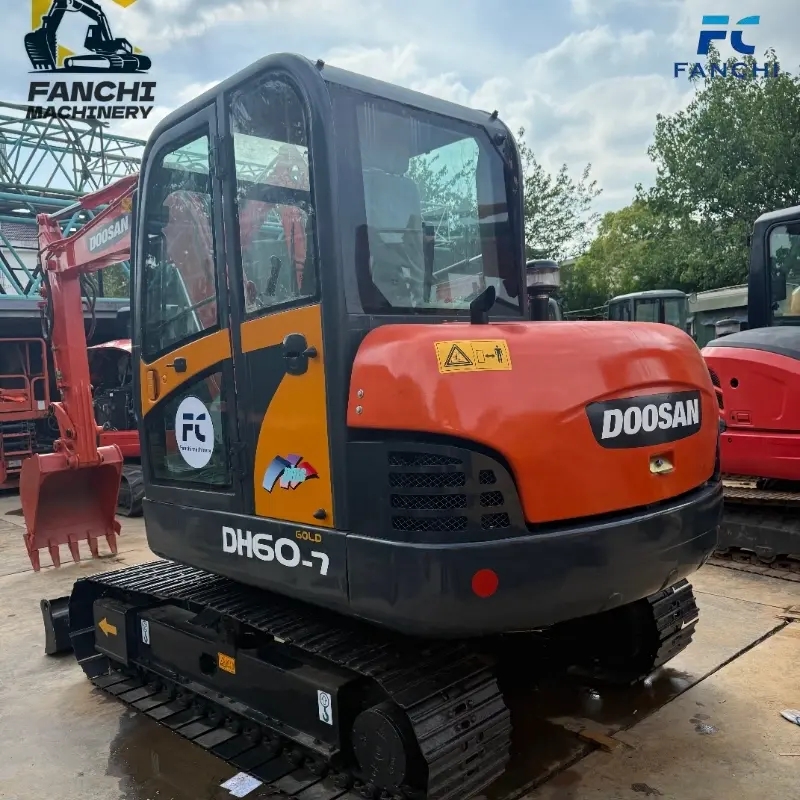 Used Doosan DH60 Small Crawler Construction Machine In Good Condition For Sale