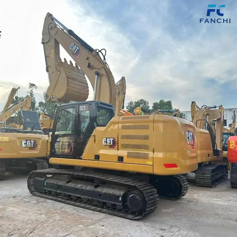 Nice condition second-hand CAT 323 high spec excavator (1)