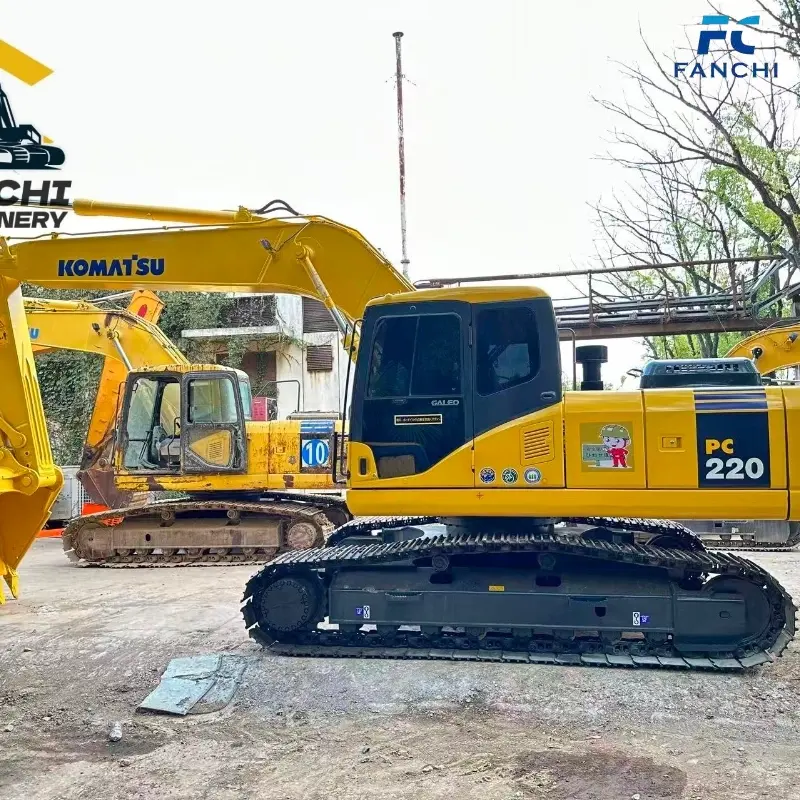 Well Maintained Used Komatsu 220-7 Medium Hydraulic Excavator Machine
