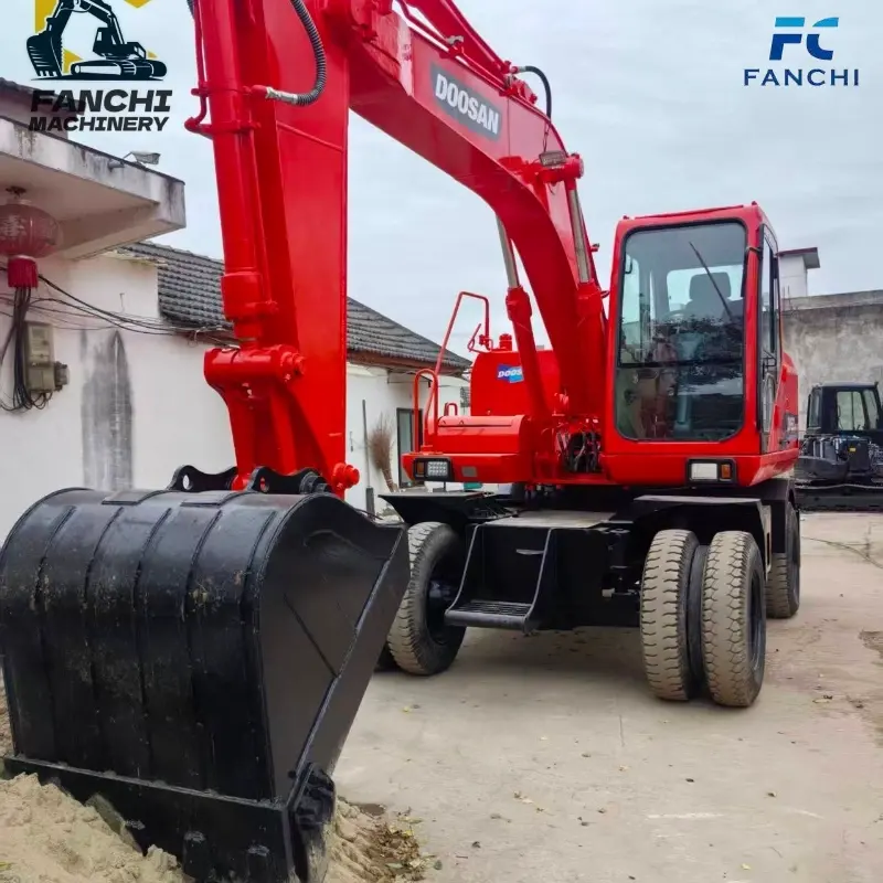 second-hand DOOSAN 150 wheel excavator