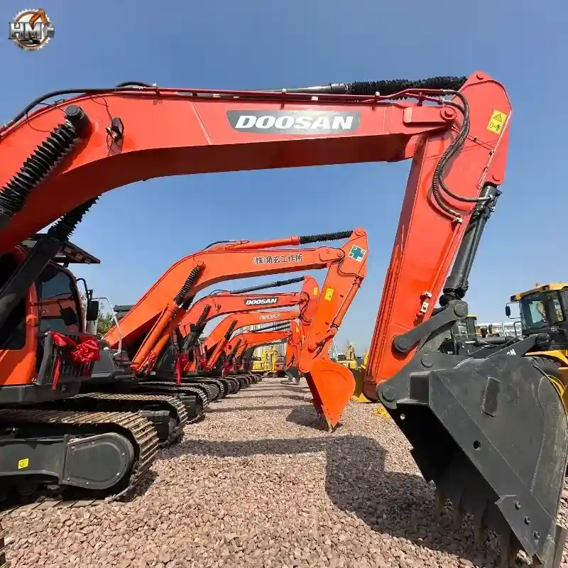 Competitive Price Used Doosan DX340Lc-9C Crawler Excavator High Cost Performance Solution
