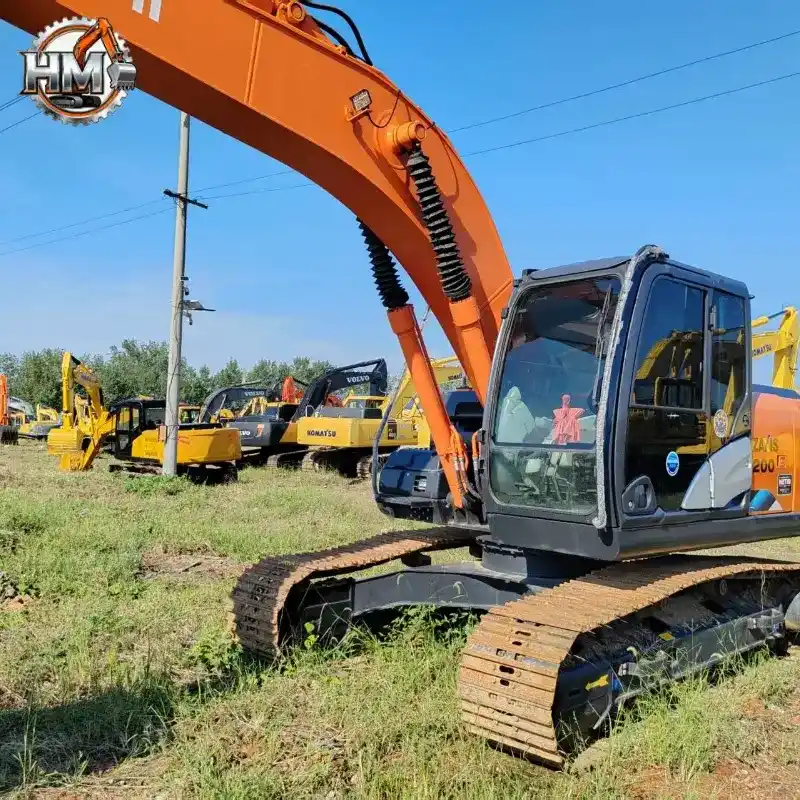 Good Condition Second-hand Hitachi ZX200 Tracked Engineering Machinery Powerful Manufacturer Solution 