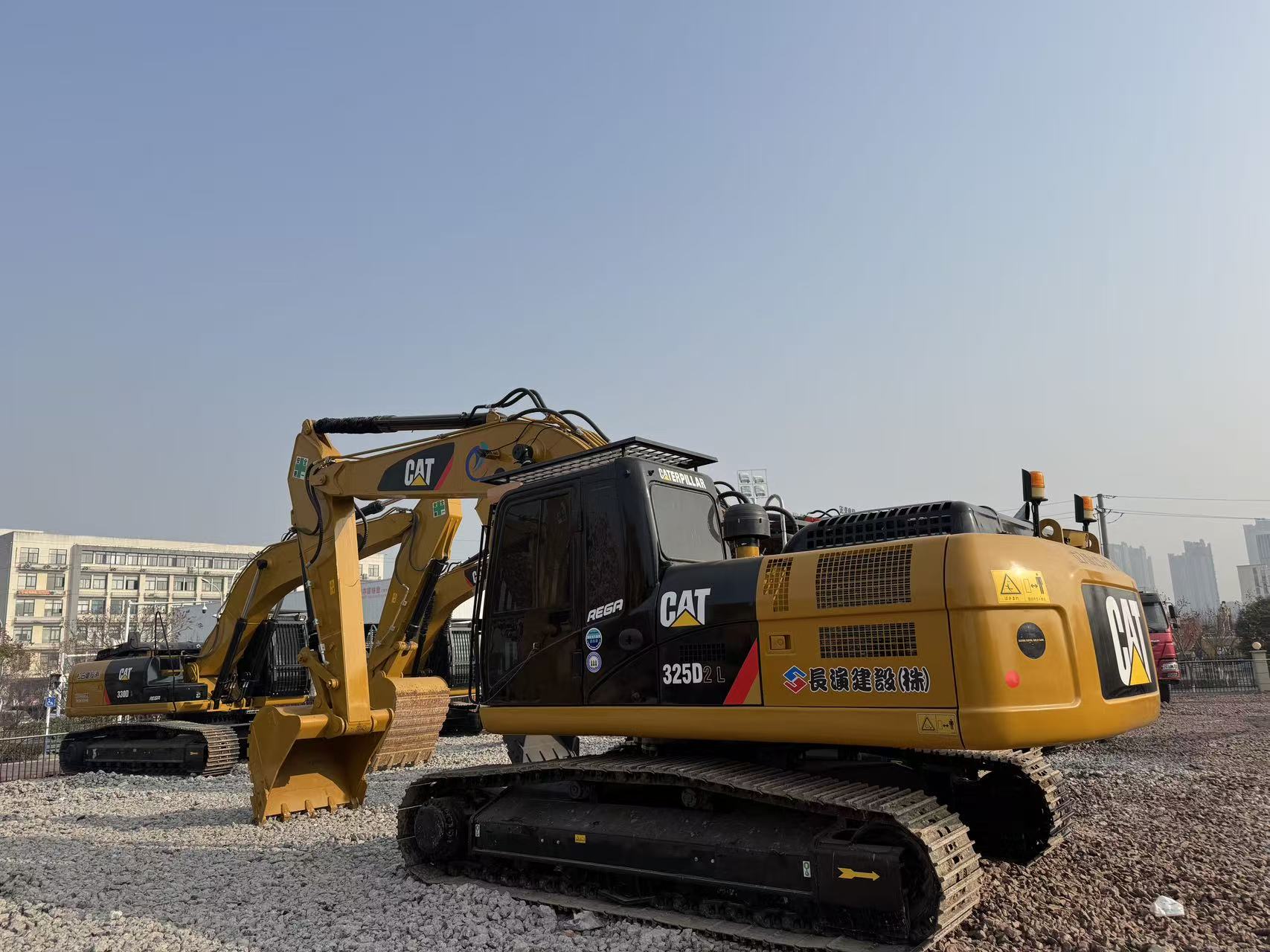 Second hand Caterpillar 325D2L Crawler Excavator