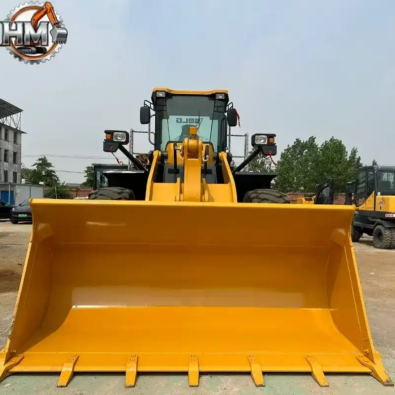 Second hand LINGONG956L Loader Competitive Price Supplier (1)