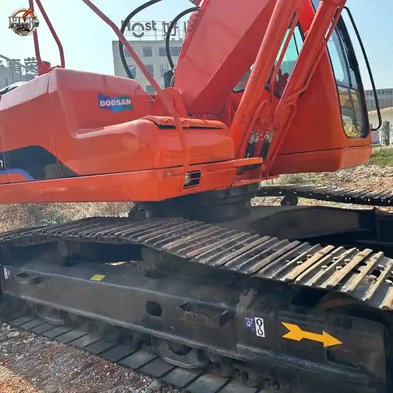 Well-maintained 90% New Used Doosan DH225LC-7 Crawler Excavator Equipment For Sale