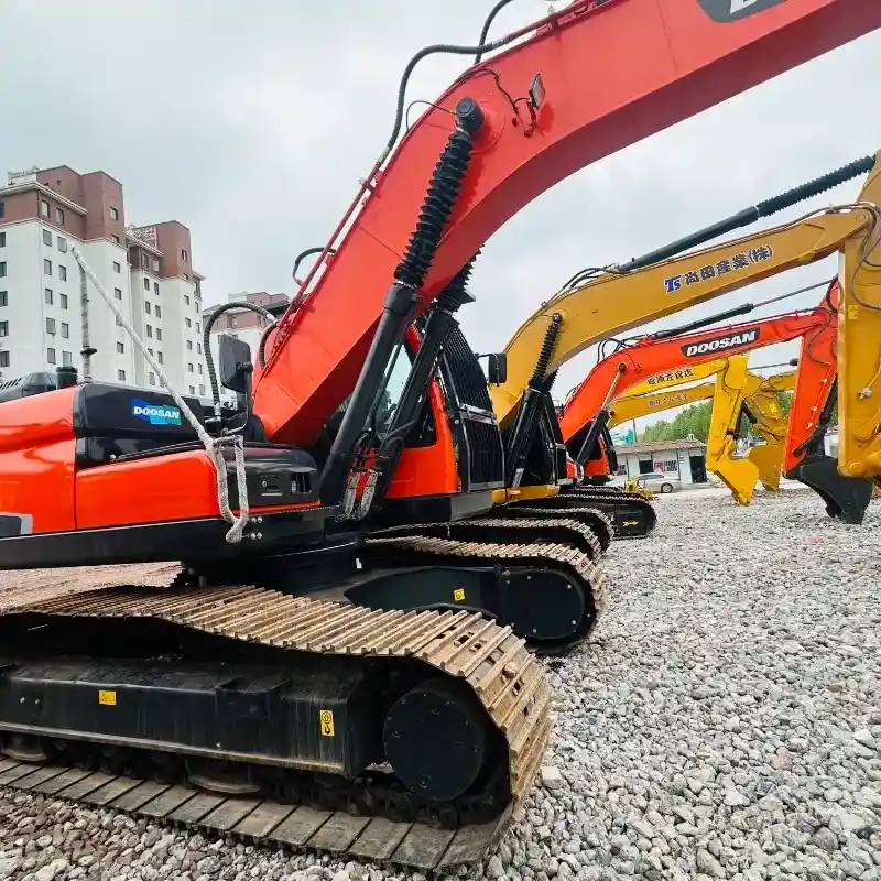 Excavadora Doosan DX225LCA Usada Excelente Estado Precio Competitivo