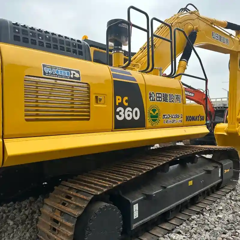 Excavadora Usada Komatsu 360 en Excelente Estado (5)