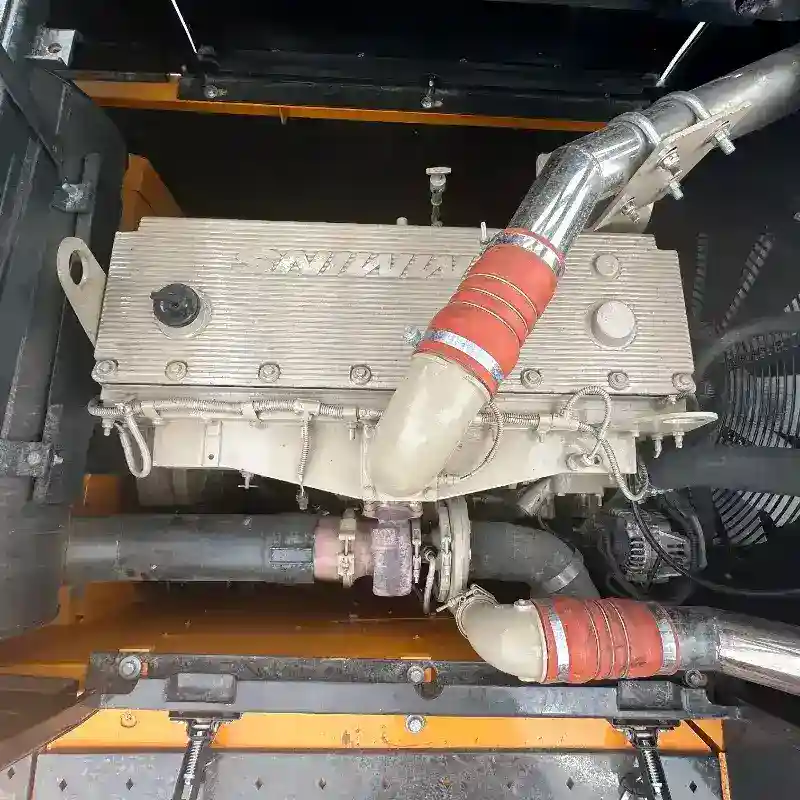 Продается высококачественный гусеничный экскаватор Hyundai R385LC-9T грузоподъемностью 38 тонн.