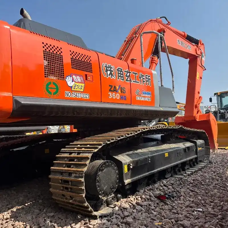Excavadora minera Hitachi ZX360HG: Potente capacidad de excavación para aplicaciones de trabajo pesado. 