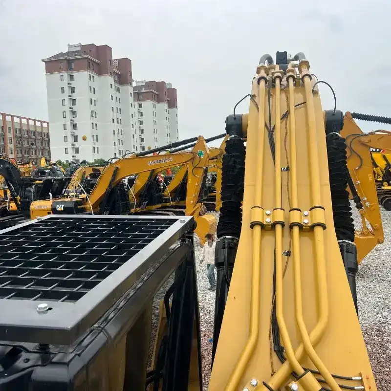 Used CAT 336 Excavator Perfect For Engineering Contract Work (6)
