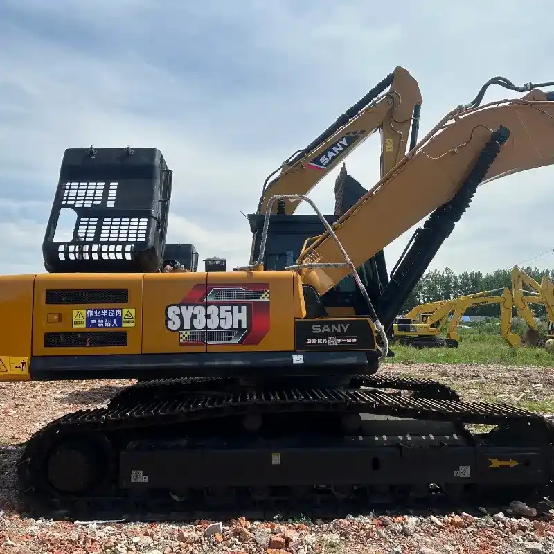Pelle sur chenilles Sany 335H d'occasion, peu d'heures d'utilisation, à vendre
