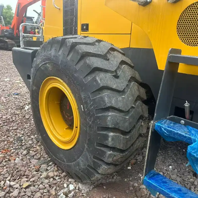 Heavy Duty XCMG LW500KV Front End Loader For Quarry Construction (5)