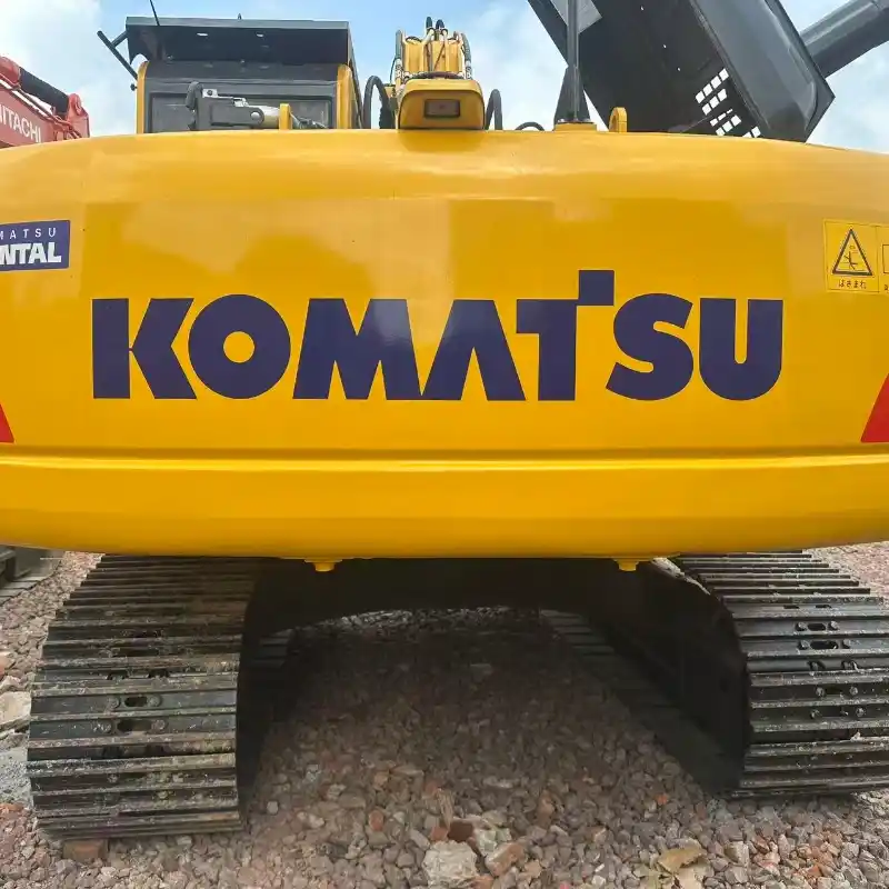 Komatsu PC200 Medium Excavator High Efficiency, Low Energy Consumption for Infrastructure Projects (11)