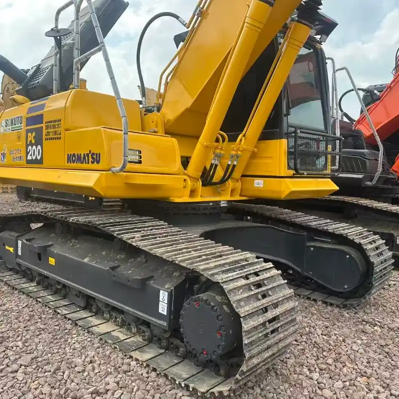 Komatsu PC200 Medium Excavator High Efficiency, Low Energy Consumption for Infrastructure Projects (8)
