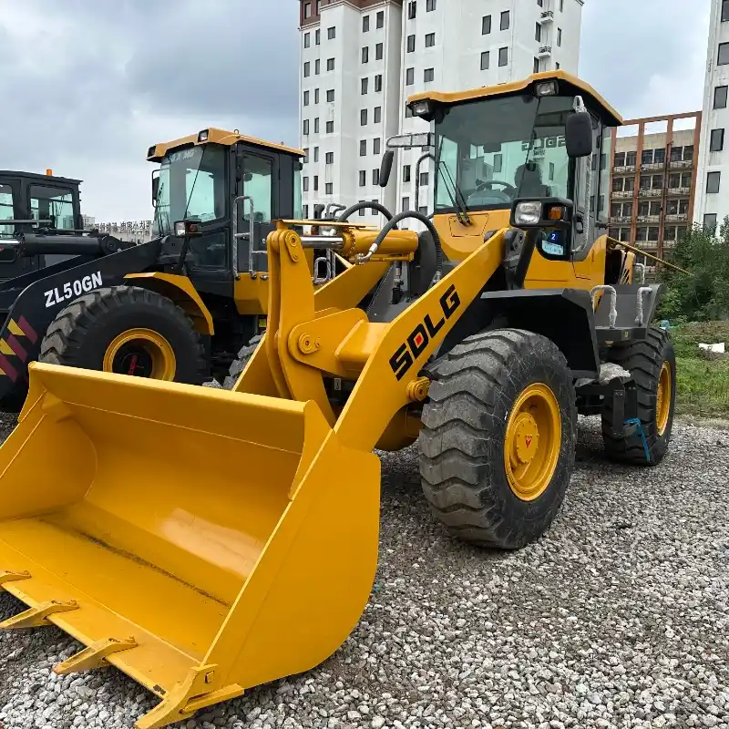 Second Hand SDLG LG936L Wheel Loader With 1.8m³ Standard Bucket (1)