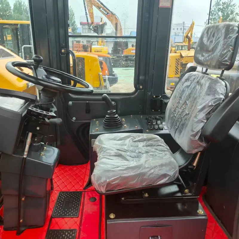 Cargadora frontal LiuGong 856H usada de 5 toneladas para minería y construcción (15)