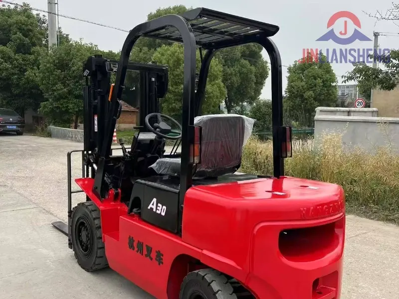 Hangcha A30 Forklift Efficient Warehouse Pallet Transport System (1)