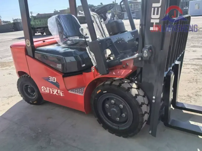 Heli 3 Ton Brand New Forklift High-Performance Warehouse Transport Machine (1)