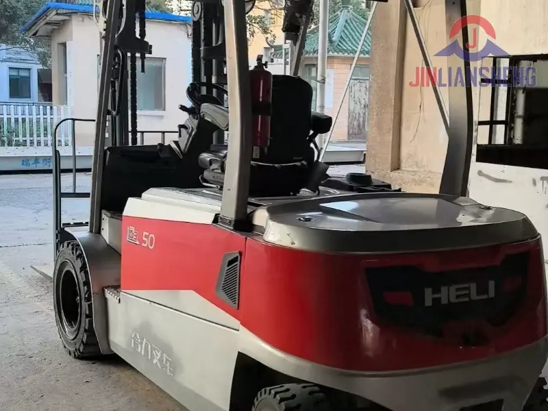 Heli 5 Ton Electric Forklift Eco-Friendly Electric Warehouse Equipment (1)