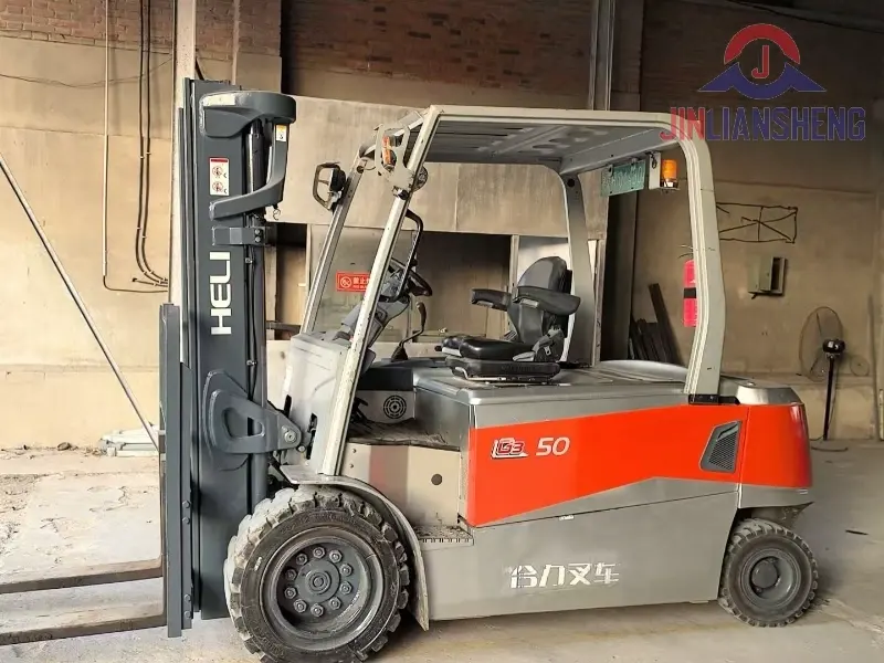 Heli 5 Ton Electric Forklift Eco-Friendly Electric Warehouse Equipment (1)