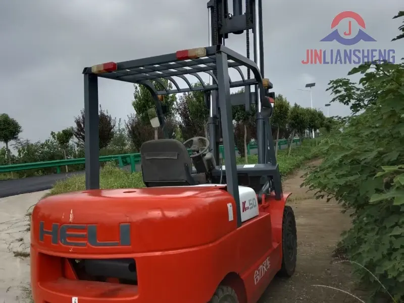 Heli 5 Ton Forklift Heavy-Duty Industrial Cargo Handling Solution