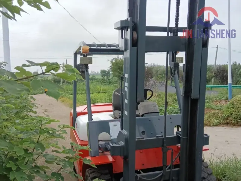 Heli 5 Ton Forklift Heavy-Duty Industrial Cargo Handling Solution