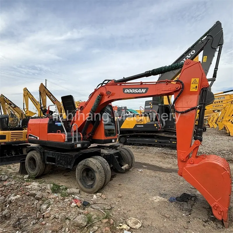 Doosan DX150W-9C de 15 toneladas