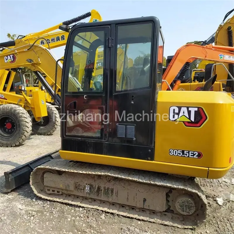 حفارة زاحفة مستعملة أصلية من طراز CATERPILLAR Cat305.5E2 للبيع (1)