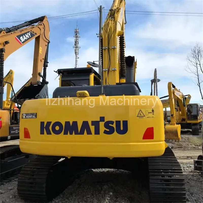 حفارات زاحفة متوسطة الحجم من طراز Komatsu PC240 مستعملة للبيع