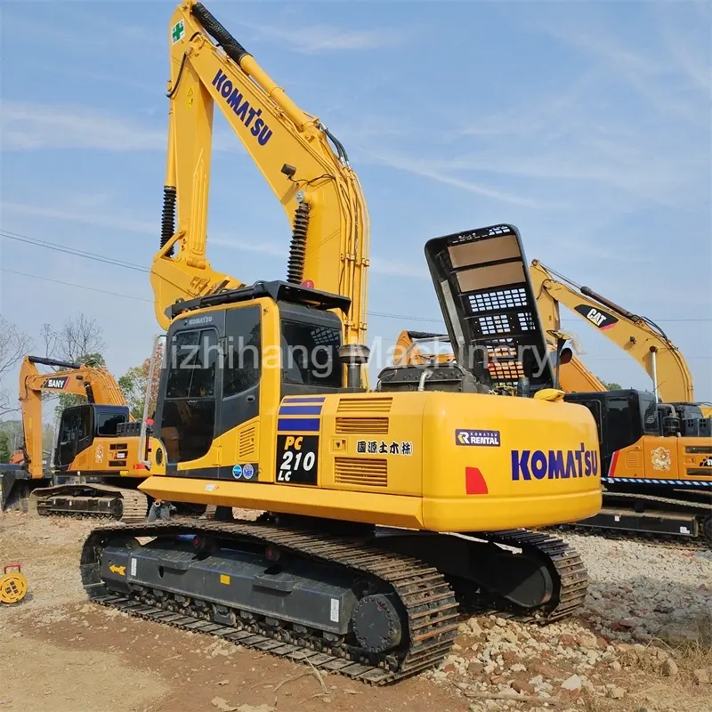 Excavadoras medianas Komatsu PC210Lc usadas para movimiento de tierras de alta producción