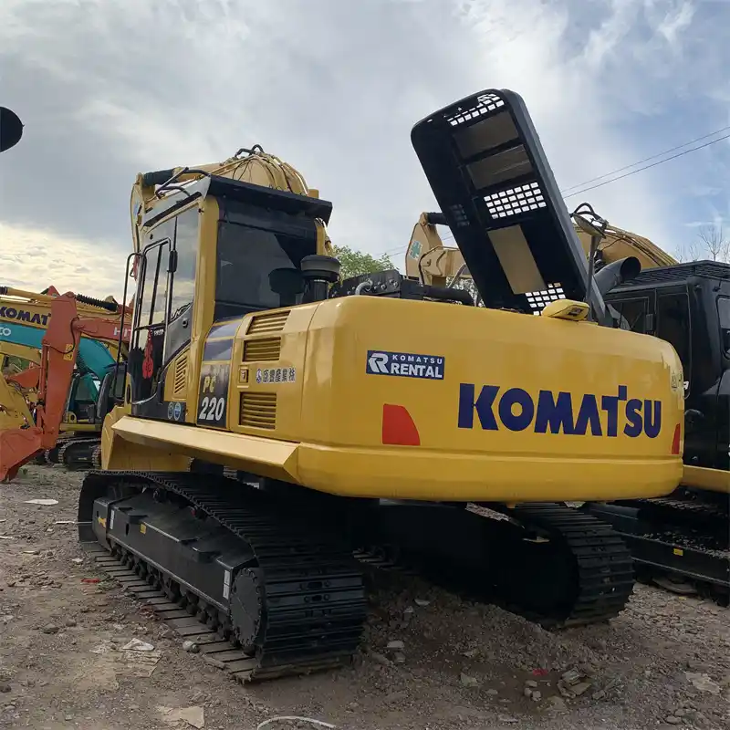 Used PC220 excavator