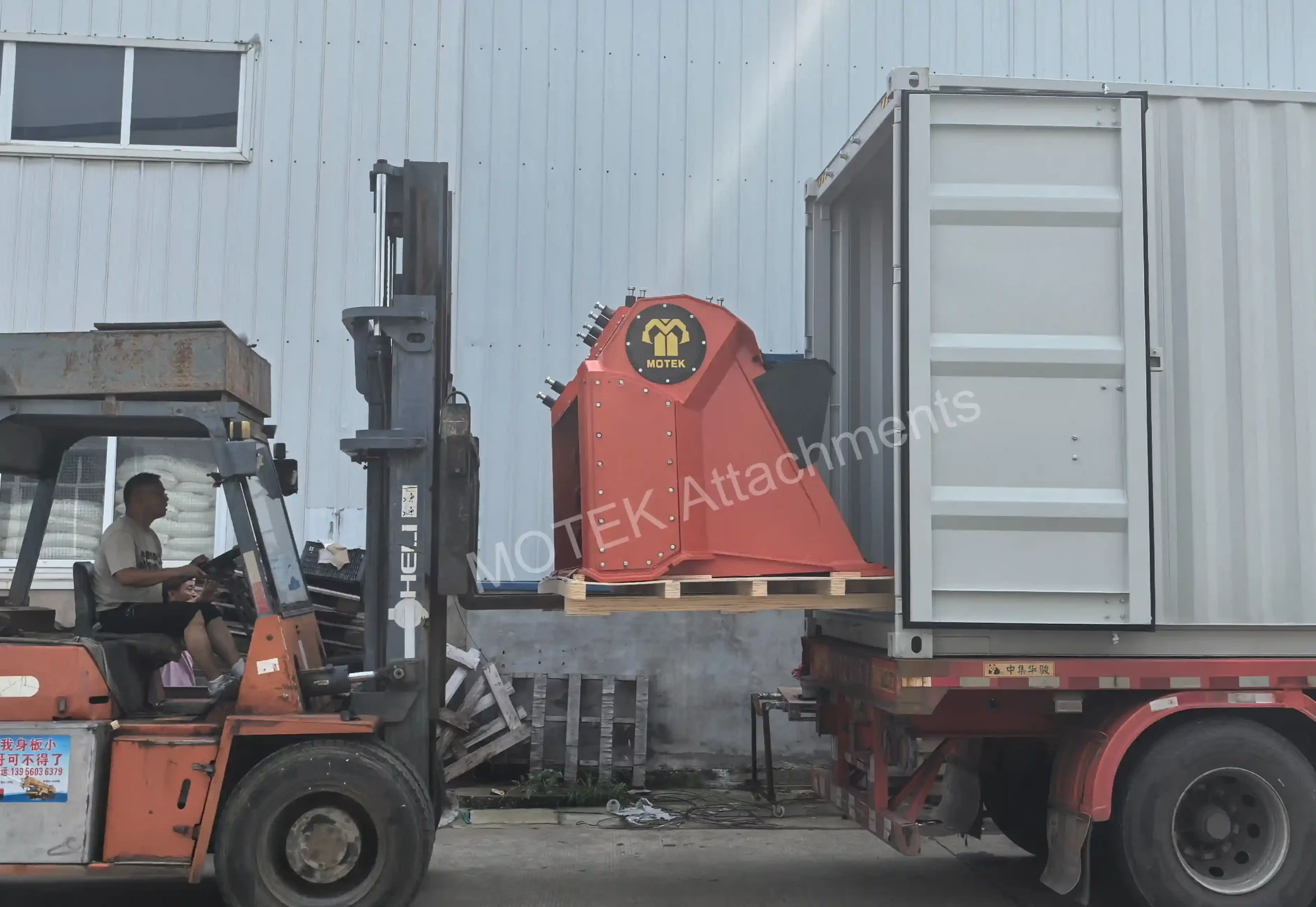 MOTEK Crusher Bucket Factory Delivery