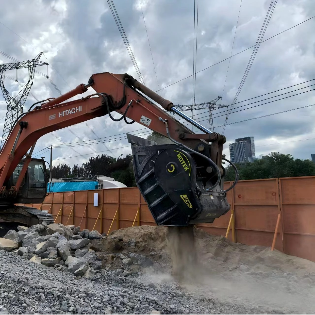 Crusher Bucket Attachment