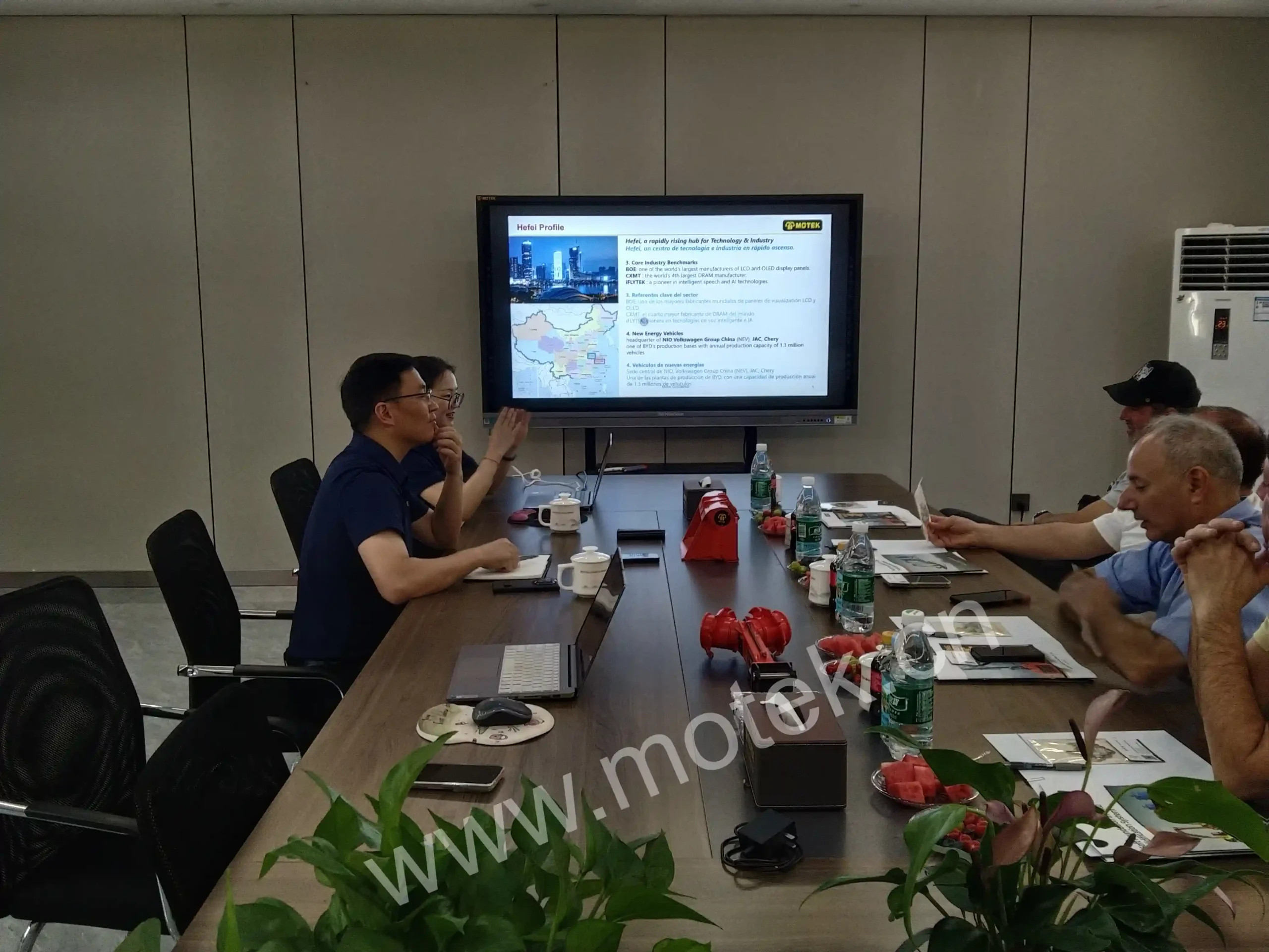 Oversea clients visiting MOTEK factory