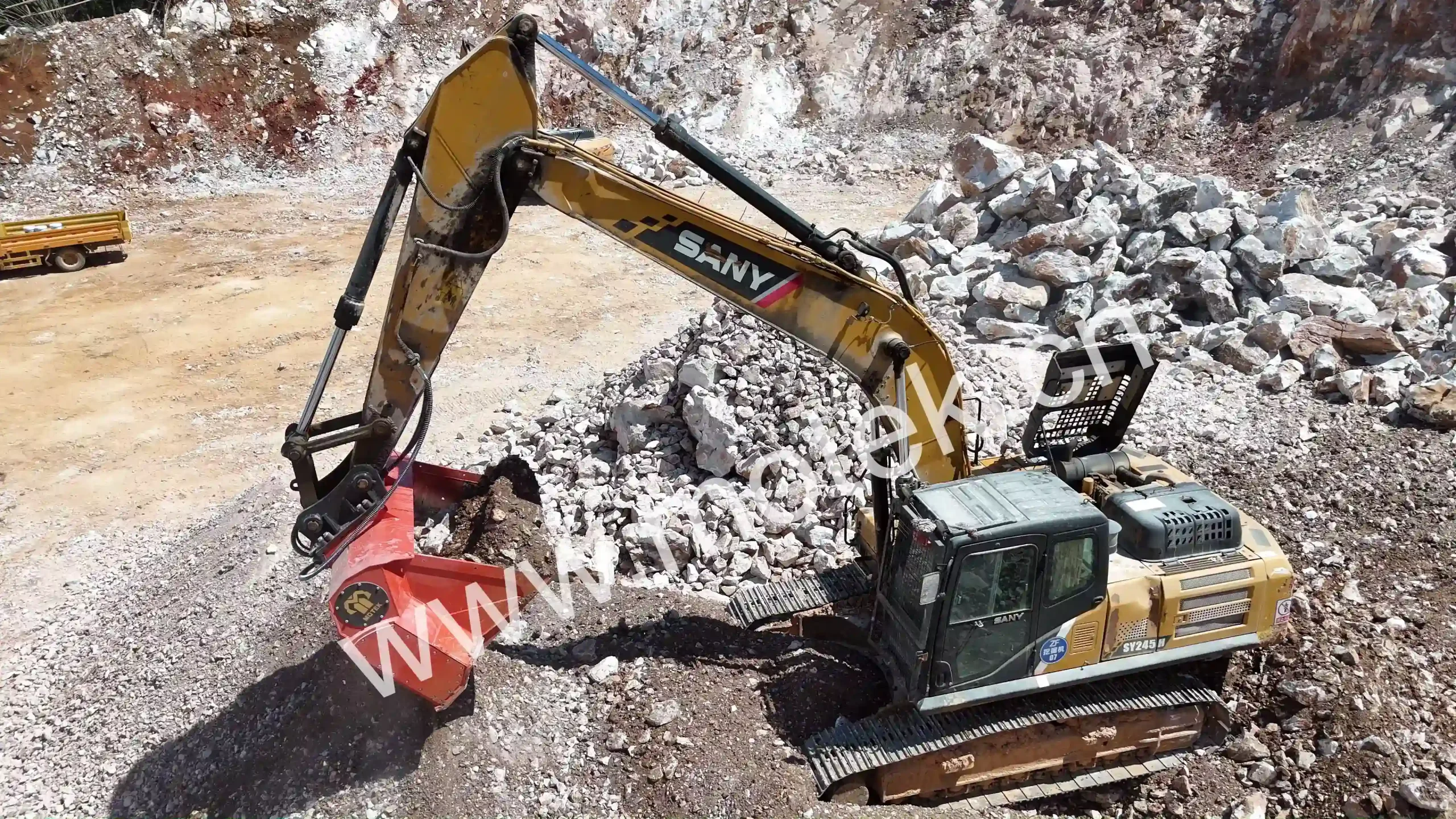 選別・破砕バケットの製造業者および工場